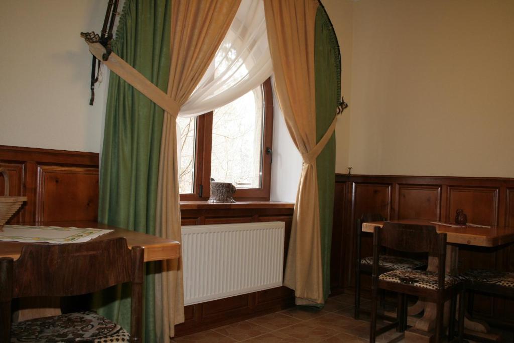 On Dovbush Path Hotel Iaremcea Exterior foto